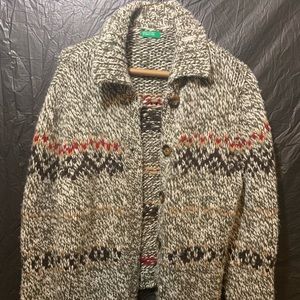 Cardigan/Sweater